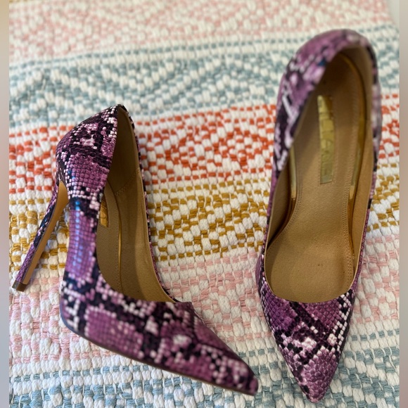 Liliana Purple Snake Skin Pumps size 7 - Picture 4 of 7